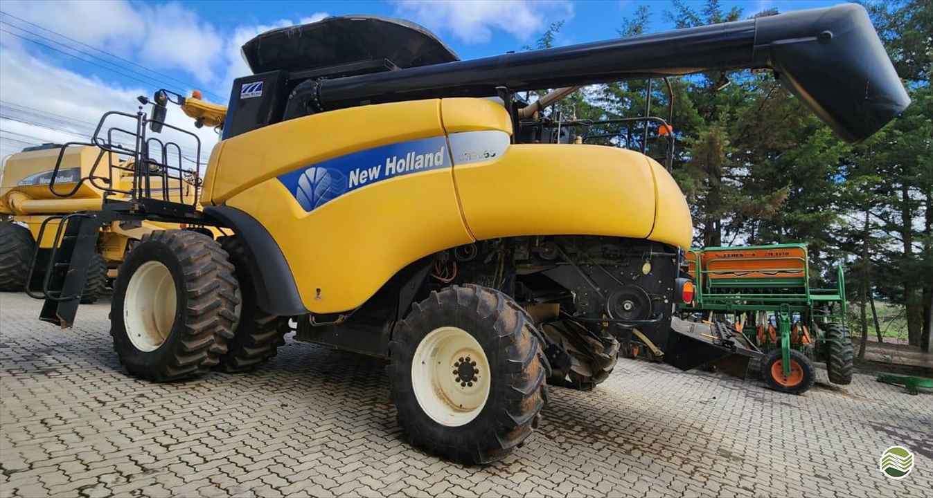 COLHEITADEIRA NEW HOLLAND CR 9060 KeSoja - New Holland ERECHIM RIO GRANDE DO SUL RS